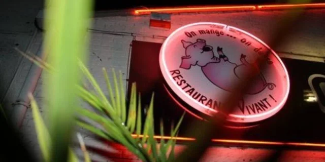 Au Cochon Qui Rit - master
