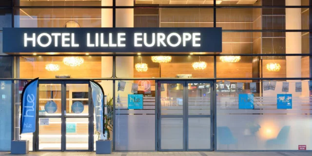 Hôtel Lille Europe - facade