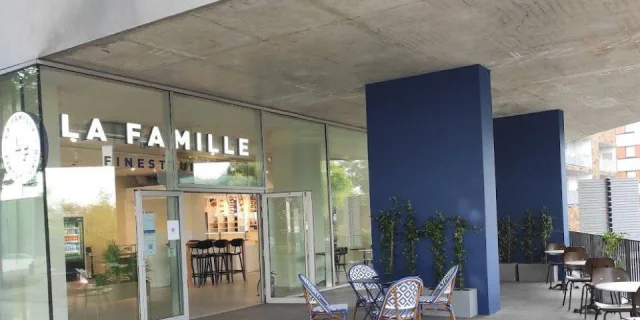 La Famille - Lille Europe - facade