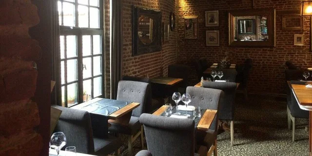 Le Lion Bossu - restaurant